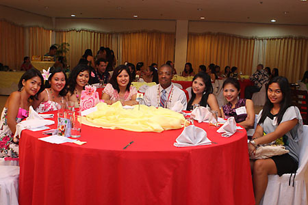 women-of-philippines-062